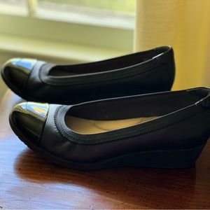 Clarks wedge black shoes
